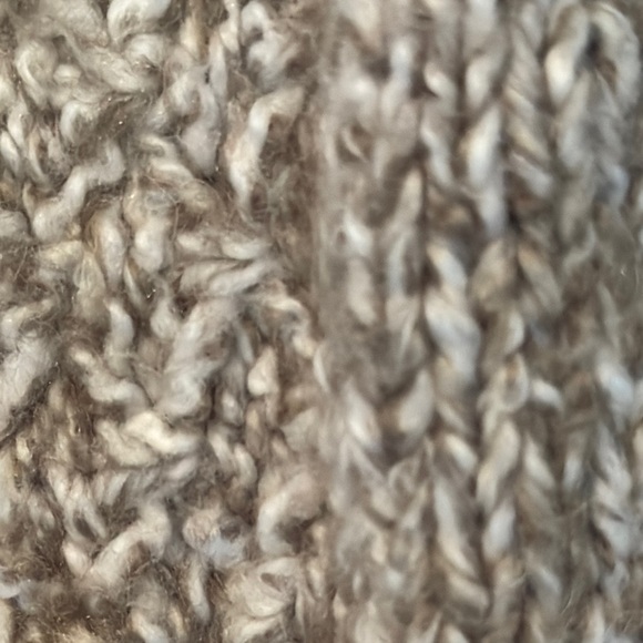 Anthropologie “ANGEL of the NORTH” Alpaca-Blend CozySoft Cardigan Sweater (M) - Picture 3 of 9